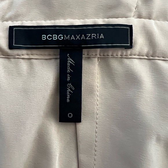 BCBGMaxAzria “Aurora” Embroidered Tulle Gown – Black & Beige – Size 0 - Picture 13 of 15